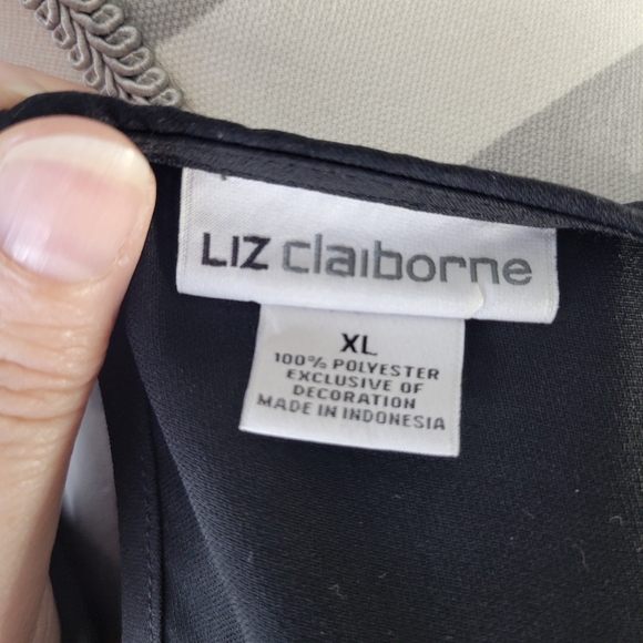 NWT Liz Claiborne collection Embelished high low Black Dressy tank Size XL - Picture 8 of 9